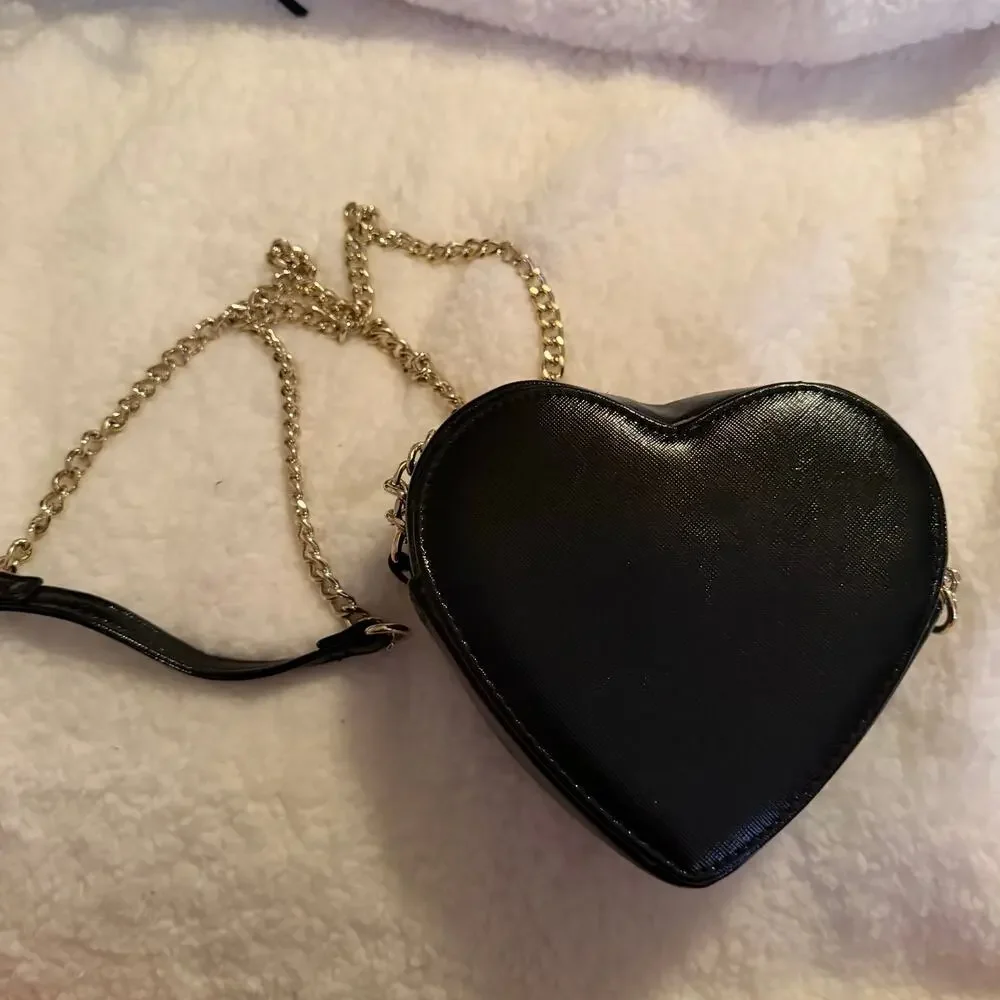 VS heart-shaped crossbody